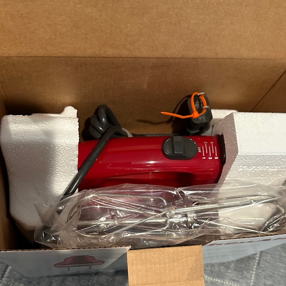 KitchenAid Ultra Power Red Hand Mixer-New in Box - Picture 4 of 6